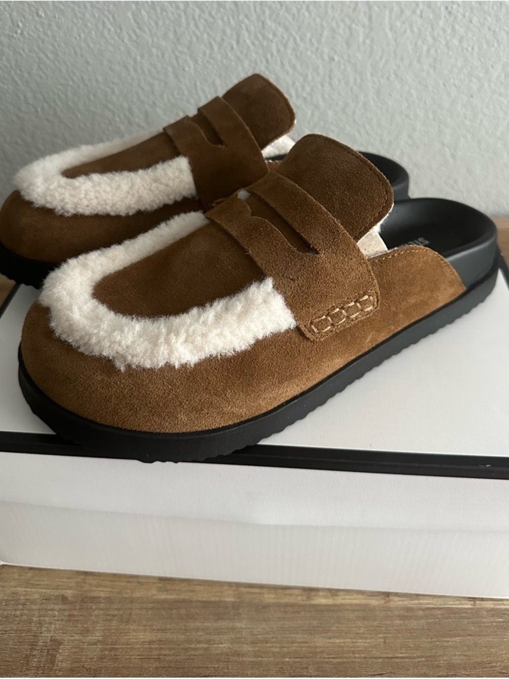Steve Madden Chestnut Suede Shearling Clog Mules